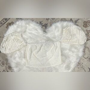 Sugar Lips white Cropped Lace Puffy Sleeves NWT Size Medium